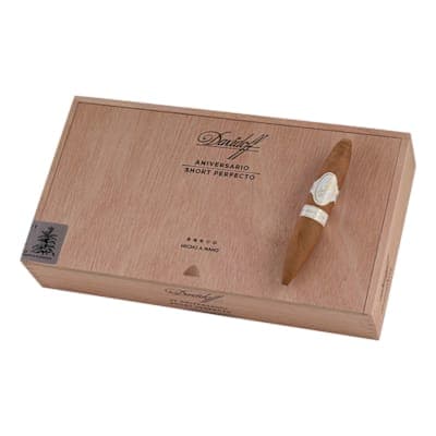 Davidoff Aniversario Short Perfecto